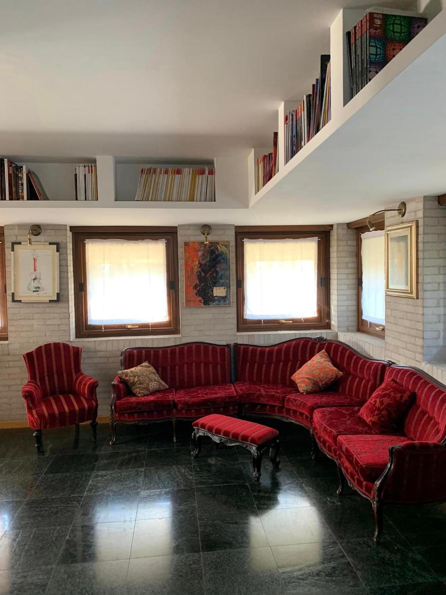 La Casa Dei Nonni Di Leini' Villa Exterior foto
